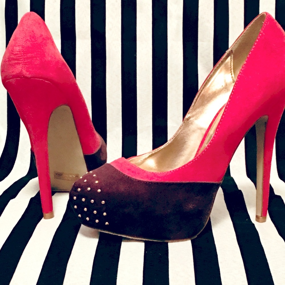 👠 HEELS